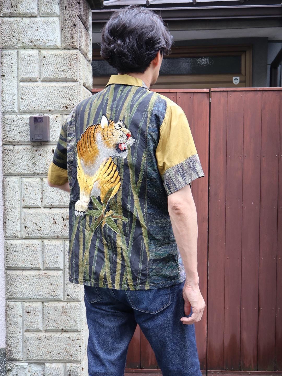 着物アロハシャツ 大島紬 虎刺繍入り Lサイズ CA55